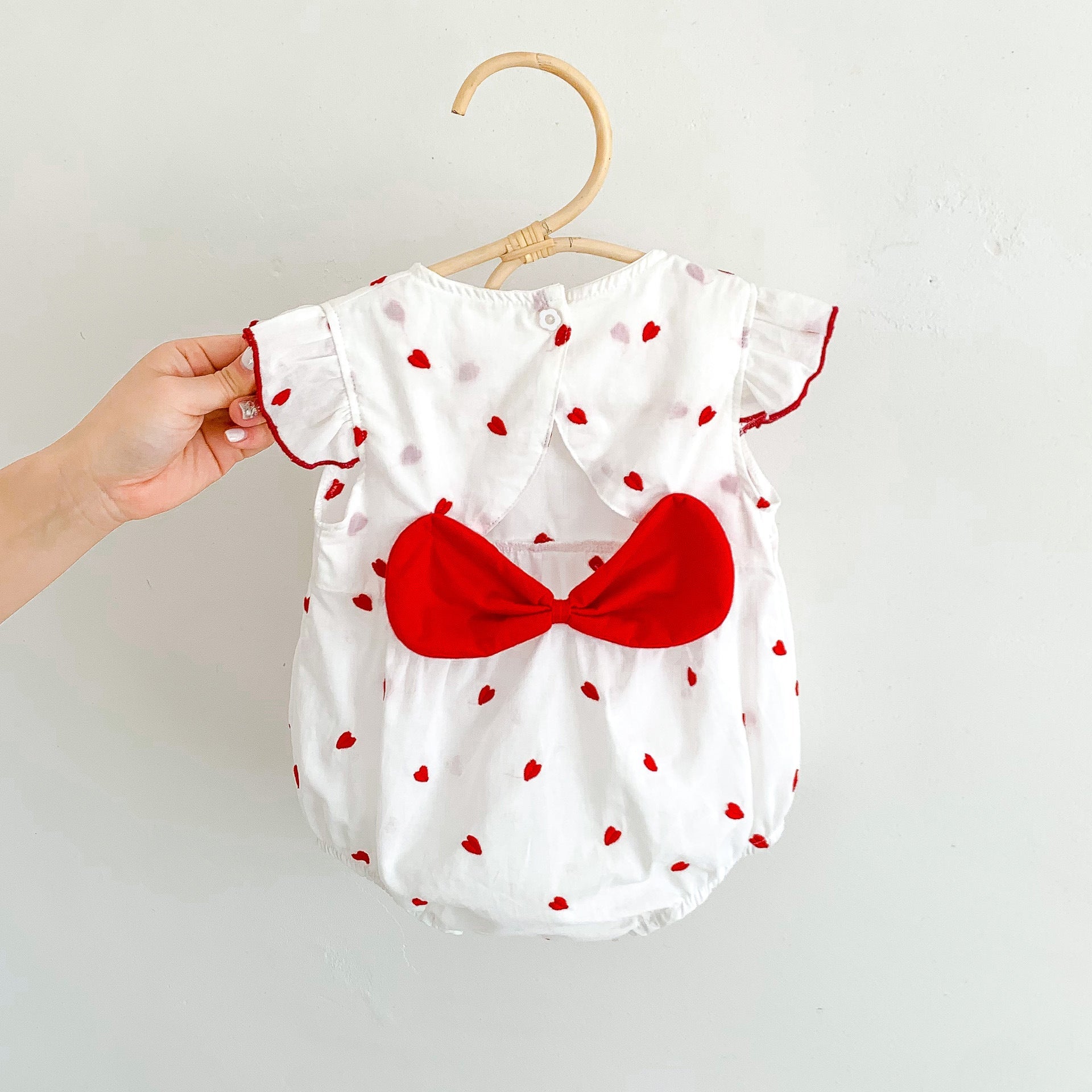Body été bébé fille, manches volantées, imprimé cœurs rouges